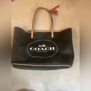 Coach tote bag 💼